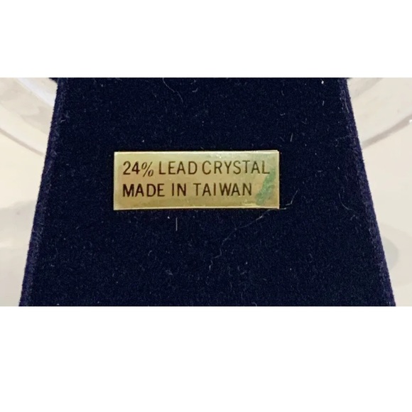 Vintage 24% Lead Crystal Photo Frame Heart Etched Flowers Clear Wedding Picture - Picture 8 of 11